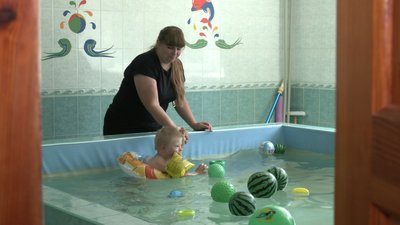 "Тримає руку на пульсі": як у Харкові працює центр реабілітації дітей "Гіппократ", поки директор — у війську