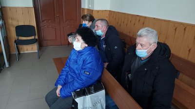 Зник оригінал документа. У Сумах перенесли суд щодо загибелі дівчини під тролейбусом Зник оригінал документа. У Сумах перенесли суд щодо загибелі дівчини під тролейбусом