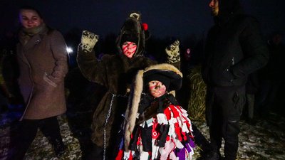 "Ніхто не скаже, про що це, але це в нас у крові". Пошук сенсів у чистому мистецтві Маланки "Ніхто не скаже, про що це, але це в нас у крові". Пошук сенсів у чистому мистецтві Маланки