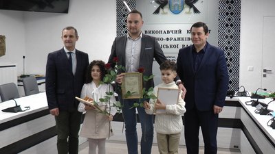 Наймолодші у Франківську. Восьмирічні танцюристи стали кандидатами у майстри спорту Наймолодші у Франківську. Восьмирічні танцюристи стали кандидатами у майстри спорту