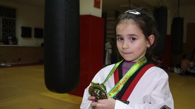 Вінницькі тхеквондисти привезли з міжнародних змагань вісім нагород