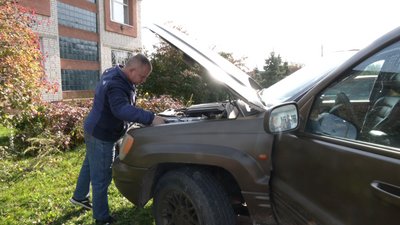 На Львівщині жителі трьох сіл об`єдналися, аби разом допомагати ЗСУ На Львівщині жителі трьох сіл об`єдналися, аби разом допомагати ЗСУ