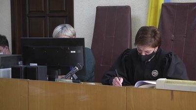 На Житомирщині суд роглянув справу Дениса Дерипаска, який вбивав та їв тварин На Житомирщині суд роглянув справу Дениса Дерипаска, який вбивав та їв тварин
