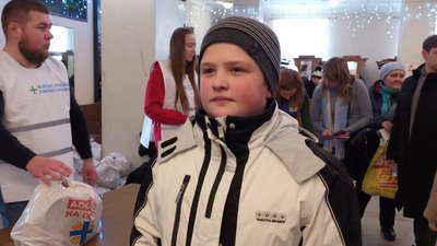 Весела подорож: у Тернополі діти дивилися виставу та отримали подарунки Весела подорож: у Тернополі діти дивилися виставу та отримали подарунки