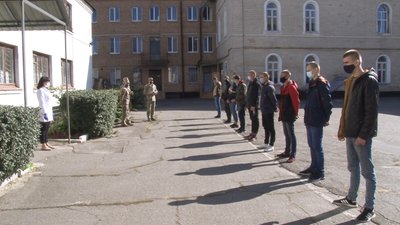 На Полтавщині перевіряють призовників перед відправкою на службу