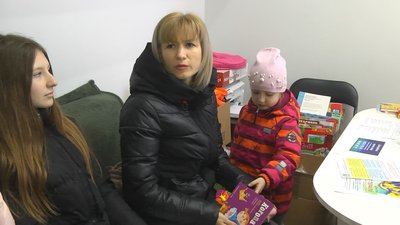 Півтисячі людей щодня звертаються до луцького центру взаємодопомоги переселенцям Півтисячі людей щодня звертаються до луцького центру взаємодопомоги переселенцям