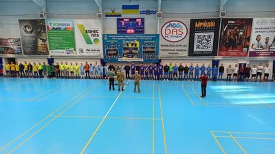 У Миколаєві відбулися змагання з футзалу для військових. Захід присвятили Дню Соборності України