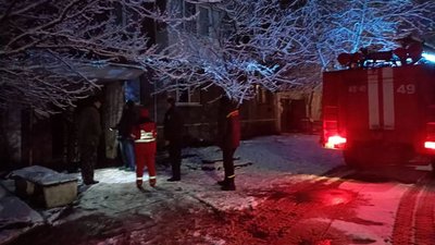 На Дніпропетровщині внаслідок пожежі у квартирі загинула літня жінка