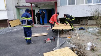 Десять авіаударів по Овруцькій громаді – знищені та пошкоджені будинки і адмінбудівлі Десять авіаударів по Овруцькій громаді – знищені та пошкоджені будинки і адмінбудівлі