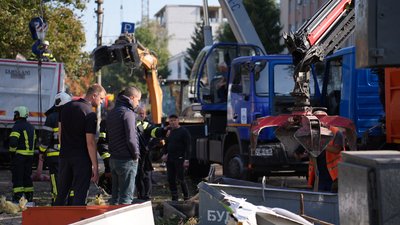 Півтори доби на чергуванні: спогади черкаських рятувальників про ракетний удар Півтори доби на чергуванні: спогади черкаських рятувальників про ракетний удар