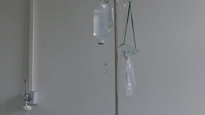 "Зараз стан пацієнтів — важчий". Репортаж із фтизіопульмонологічного центру у Франківську