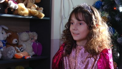 “Історія про свято”. Діти переселенці з Луганщини відсвяткували свято Миколая “Історія про свято”. Діти переселенці з Луганщини відсвяткували свято Миколая