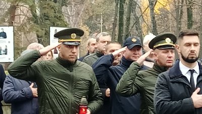 В Ужгороді відзначили День гідності та свободи В Ужгороді відзначили День гідності та свободи