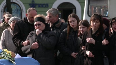 У Рівному попрощалися з добровольцем Олексієм Драганчуком У Рівному попрощалися з добровольцем Олексієм Драганчуком