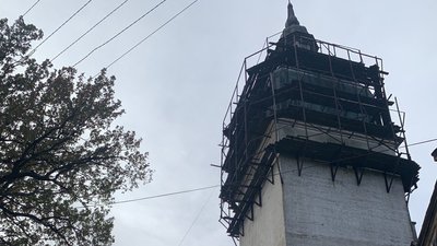 На Черкащині мисливський палац консервують на зиму, щоб вберегти від дощів та снігу На Черкащині мисливський палац консервують на зиму, щоб вберегти від дощів та снігу