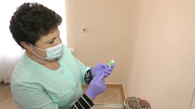На Херсонщині вакцинували від COVID-19 людей, яким більше 70 років На Херсонщині вакцинували від COVID-19 людей, яким більше 70 років