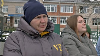 Реорганізація сільського ліцею в Луцькій громаді: батьки учнів вимагають не закривати старші класи Реорганізація сільського ліцею в Луцькій громаді: батьки учнів вимагають не закривати старші класи