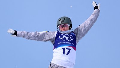 Діана Яблонська під час змагань у лижній акробатиці на Олімпійських іграх-2026