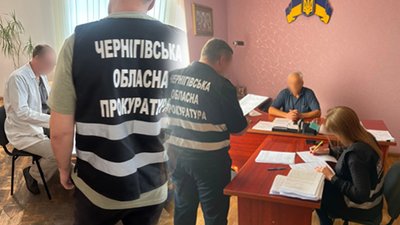 Двом гендиректорам лікарень на Чернігівщині повідомили про підозру