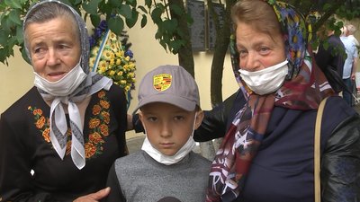 Волиняни вшанували розстріляних в’язнів Луцької тюрми Волиняни вшанували розстріляних в’язнів Луцької тюрми