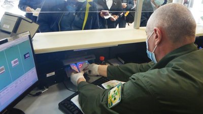 Україна з другого травня закриває кордон для громадян Індії