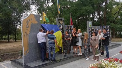 Відкриття меморіальних дошок на честь загиблих військовослужбовців у Бессарабській громаді