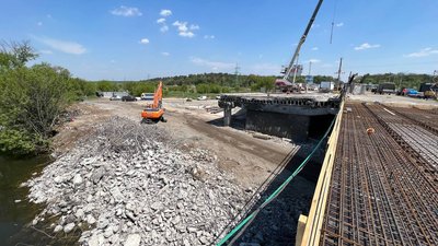 Відновлення мосту через річку Ірпінь у с. Стоянка Відновлення мосту через річку Ірпінь у с. Стоянка
