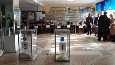 Неточності у списках кандидатів зафіксували у бюлетенях на двох дільницях Кропивницького