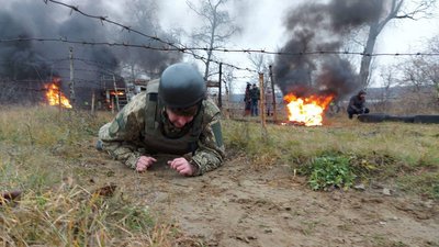 Де вручаються повістки і хто підлягає службі. Пояснення начальника військомату та юриста Де вручаються повістки і хто підлягає службі. Пояснення начальника військомату та юриста