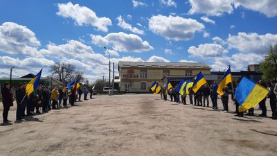 У Знам'янці прощаються з загиблим захисником Сергієм Погрібним У Знам'янці прощаються з загиблим захисником Сергієм Погрібним