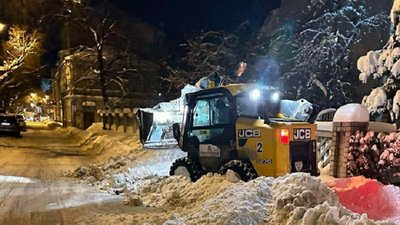 тернопіль, прибирання вулиць, комунальники, сніг, 12 січня 2026 року