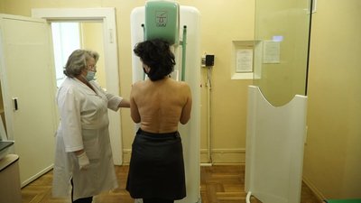 У Чернігівському центрі сучасної онкології жінок безкоштовно перевіряють на рак молочної залози
