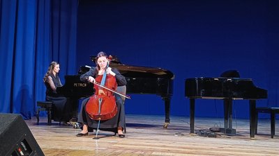 Конкурс виконавців на струнно-смичкових Конкурс виконавців на струнно-смичкових
