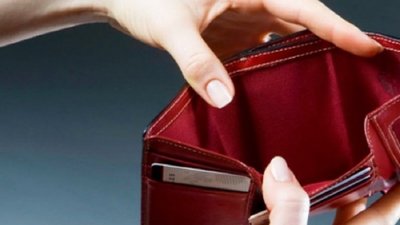 На Прикарпатті боргують найманим працівникам понад 25 млн грн