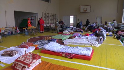 Евакуйовані з пожеж на Луганщині перебувають у лікарні та школах