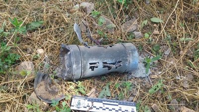 Дніпропетровщина: у Нікополі знешкодили 12 вибухонебезпечних елементів після обстрілів Дніпропетровщина: у Нікополі знешкодили 12 вибухонебезпечних елементів після обстрілів