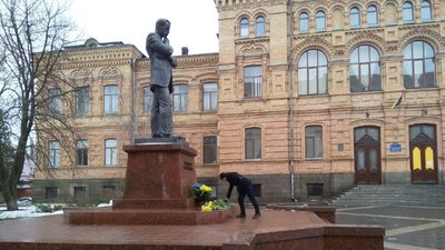 Маршрутом Соборності пройшовся історик з Кропивницького