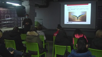 Вінницьким школярам показали три короткометражки про Героїв Небесної Сотні Вінницьким школярам показали три короткометражки про Героїв Небесної Сотні