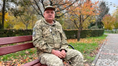 Військовий із Закарпаття Василь Штефко: "Не можу бути тут, я хочу до хлопців на фронт" Військовий із Закарпаття Василь Штефко: "Не можу бути тут, я хочу до хлопців на фронт"