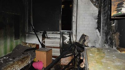 У Дніпрі горів студентський гуртожиток на Набережній Перемоги, евакуювали пів сотні мешканців