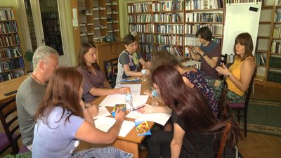 На Львівщині проводять безкоштовні заняття з арт-терапії для дітей та дорослих На Львівщині проводять безкоштовні заняття з арт-терапії для дітей та дорослих