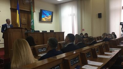 У Чернівцях розпочалася сесія районної ради