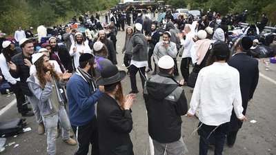Хасиди на кордоні України й Білорусі Хасиди на кордоні України й Білорусі