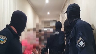 Поліцейські викрили діяльність трьох порностудій