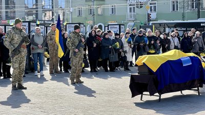 Зі загиблим військовим Сергієм Сінчуком попрощалися у Рівному