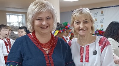 Міжнародний рушник єднання, цвіт нації, вишивання, вишивка, Полісся, фрагмент, житомирські вишивальниці Міжнародний рушник єднання, цвіт нації, вишивання, вишивка, Полісся, фрагмент, житомирські вишивальниці