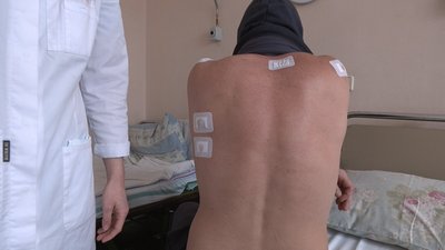 Уламкові поранення кінцівок та контузії: на Дніпропетровщині лікують двох бійців ЗСУ Уламкові поранення кінцівок та контузії: на Дніпропетровщині лікують двох бійців ЗСУ
