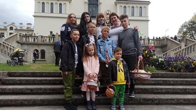 Виховує 10 дітей. На Львівщині колишня монахиня відкрила будинок сімейного типу
