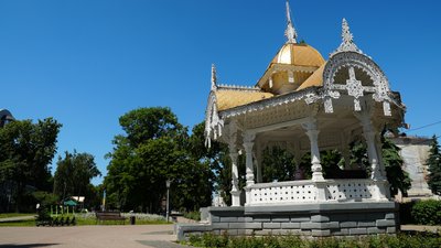 Альтанка у Сумах