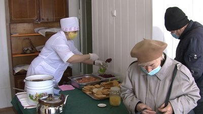 Відновили роботу відремонтованої їдальні Територіального центру Луцька Відновили роботу відремонтованої їдальні Територіального центру Луцька